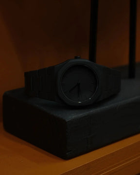 Relógio Minimalista Black – Luxor